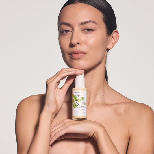 Limited Edition Spring Collection Revitalising Day Lotion 75ml