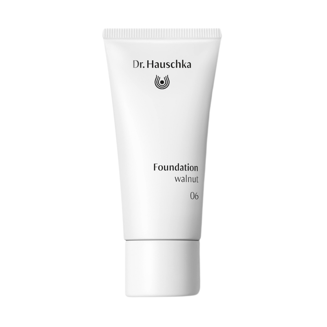 Foundation 06 Walnut 30ml